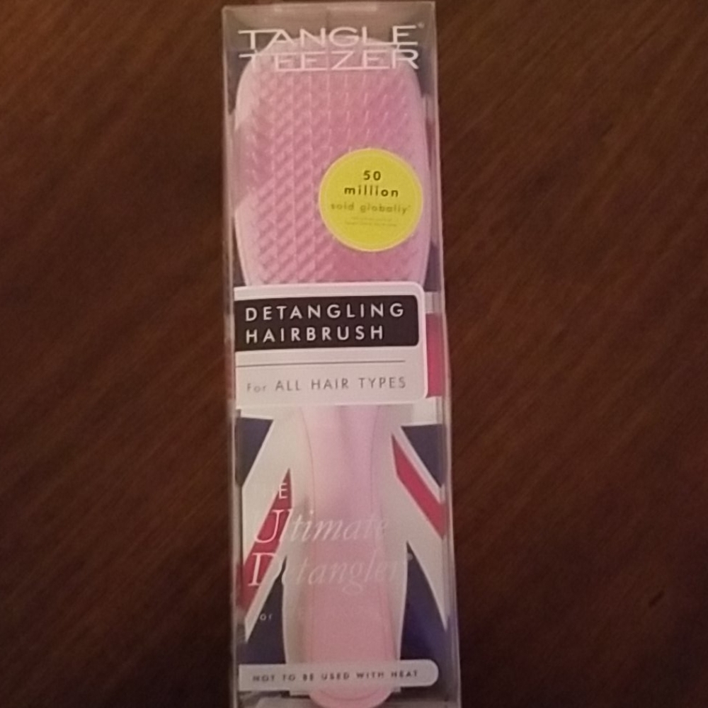 Tangle teezer detangling brush